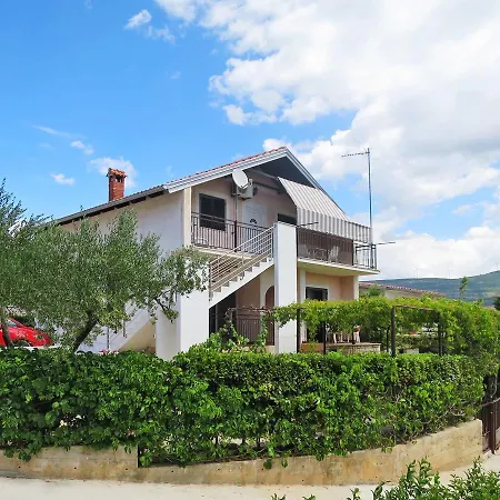 Haus Milka 724s *